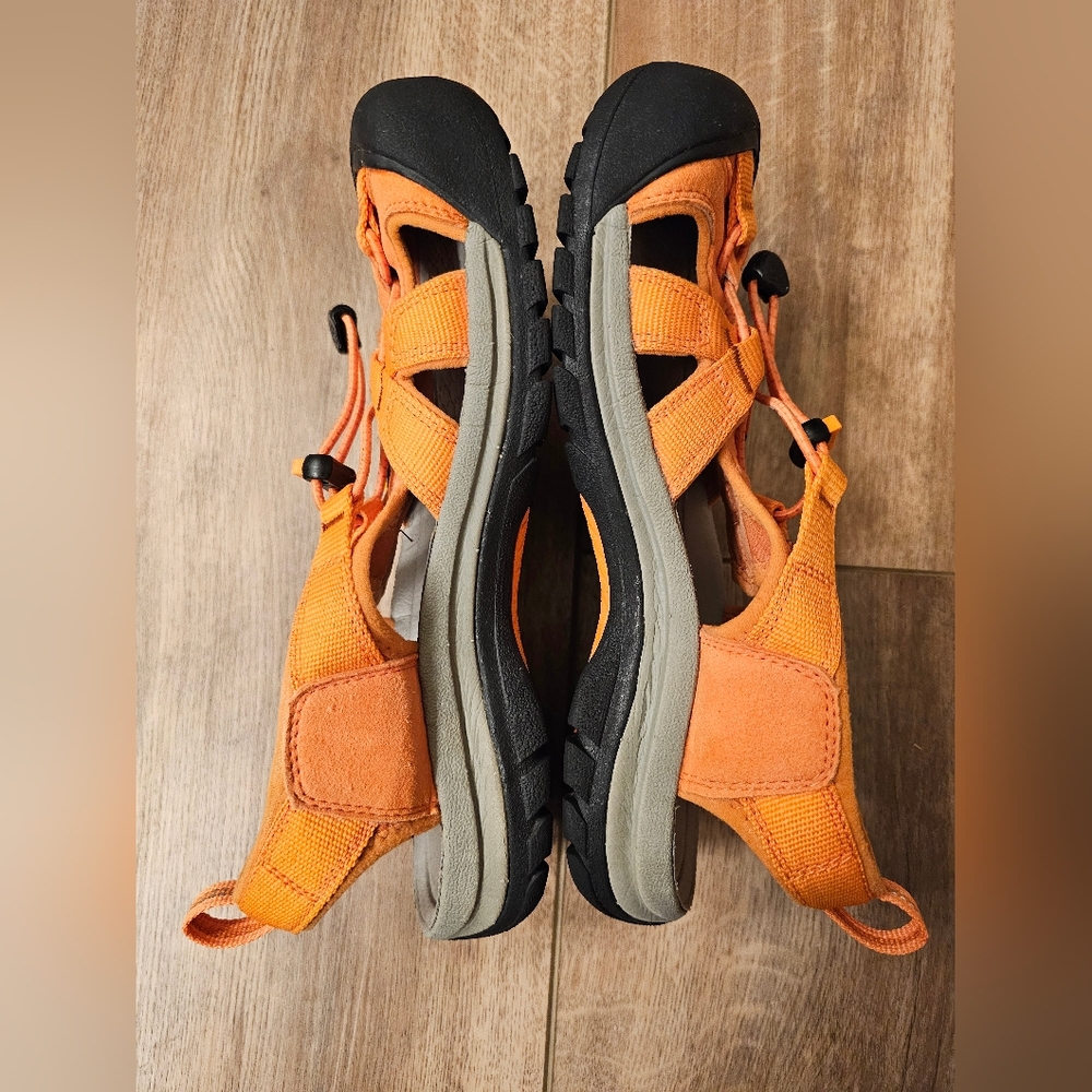 Keen Wonen's Newport Sandals In Orange - Size 9 - Picture 4 of 10